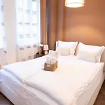 Apartment Seaside Estate - Cozy And Romantic - Public Parking Nearby Varna