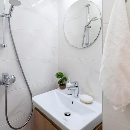 Apartamento Seaside Estate - Cozy&romantic - Public Parking Nearby Varna