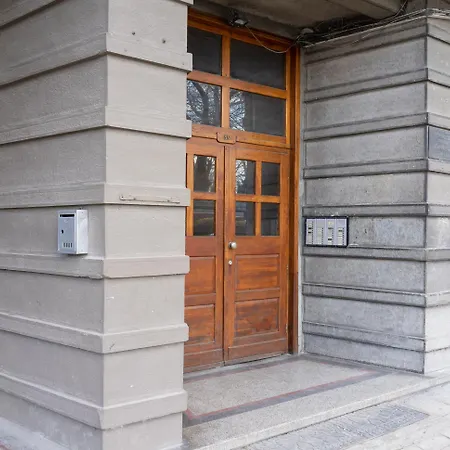 Апартаменты Seaside Estate - Cozy And Romantic - Public Parking Nearby Варна