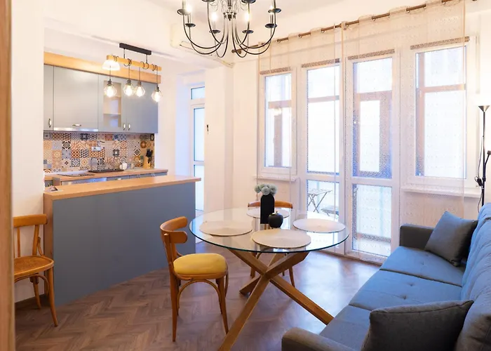 Апартаменты Seaside Estate - Cozy And Romantic - Public Parking Nearby Варна